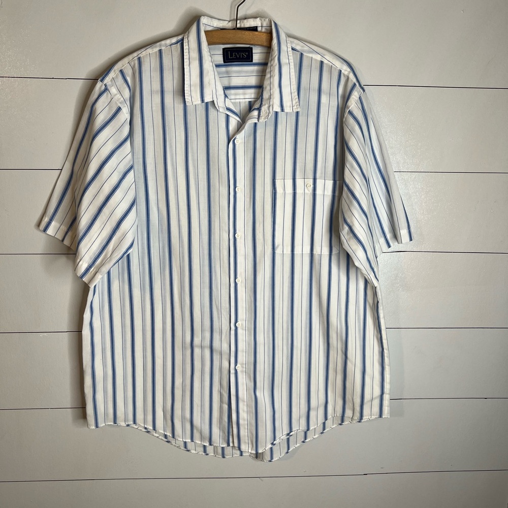 LEVI’S MEN’S SHORT SLEEVE BUTTON DOWN XL